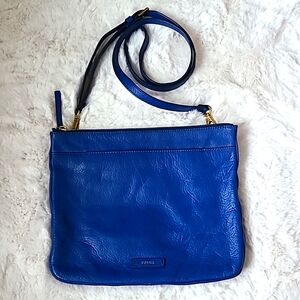 ** Last Chance Sale ** Fossil Leather Crossbody